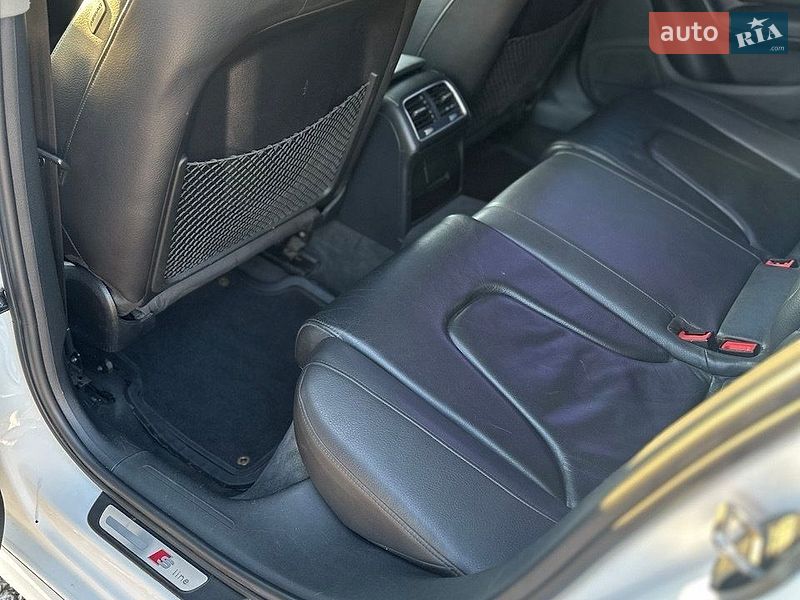 Седан Audi A4 2015 в Одесі
