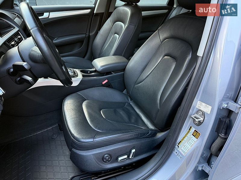 Седан Audi A4 2015 в Львове