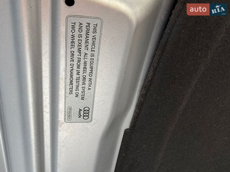 Седан Audi A4 2015 в Львове