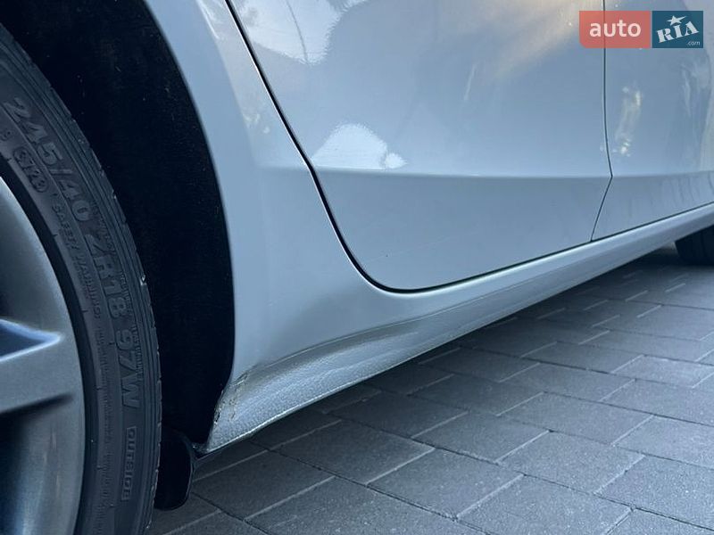 Седан Audi A4 2012 в Сумах
