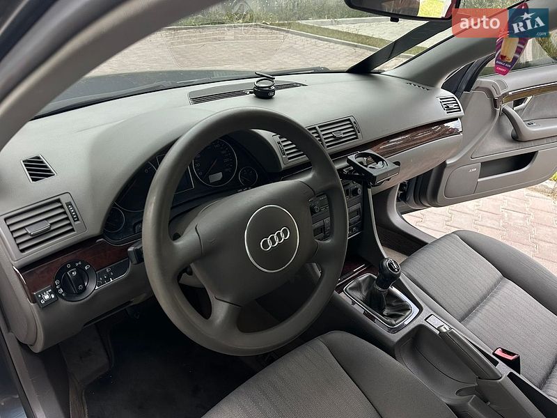Седан Audi A4 2001 в Тернополі