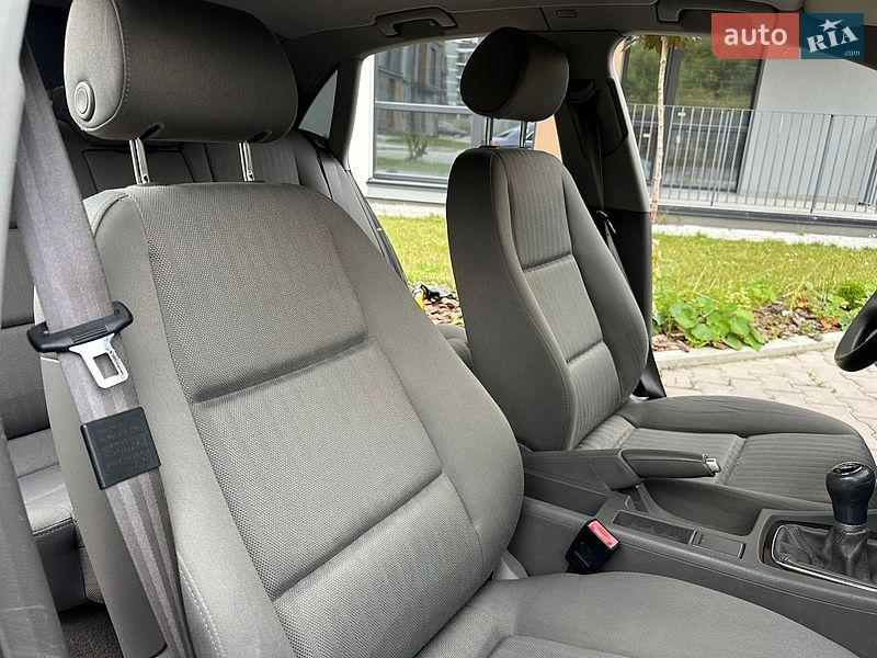 Седан Audi A4 2001 в Тернополі