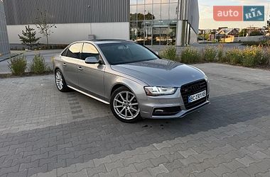 Седан Audi A4 2015 в Львове
