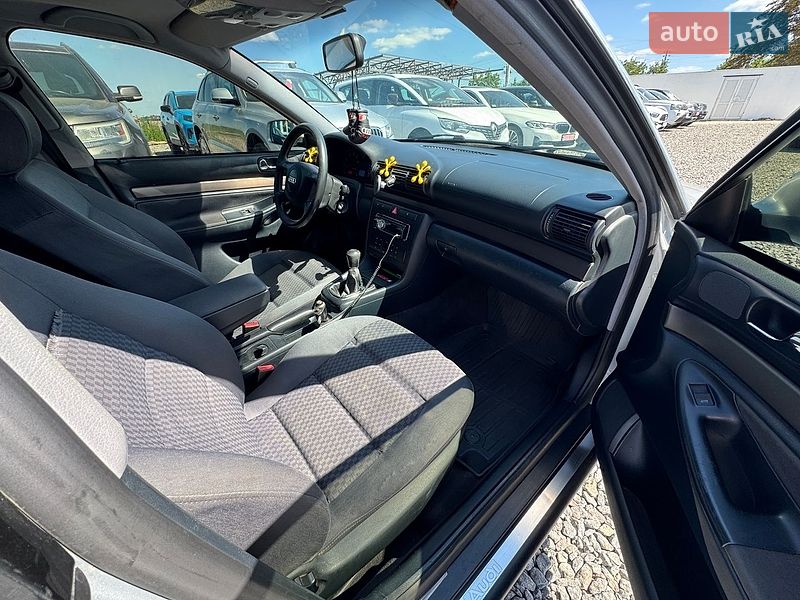 Універсал Audi A4 2000 в Вінниці