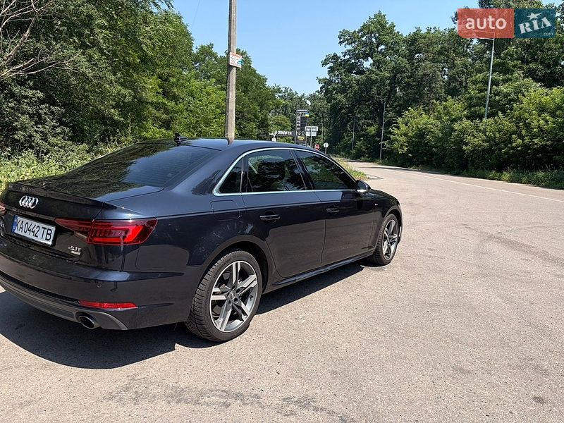 Седан Audi A4 2018 в Києві