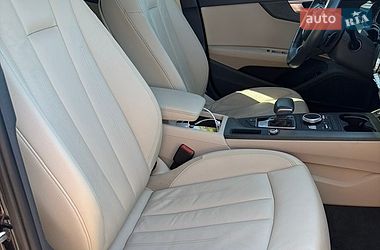 Седан Audi A4 2018 в Києві