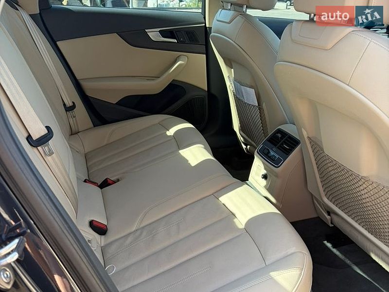 Седан Audi A4 2018 в Києві