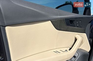 Седан Audi A4 2018 в Києві