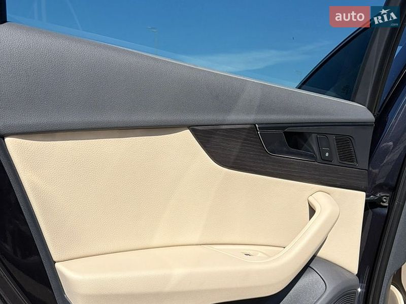 Седан Audi A4 2018 в Києві