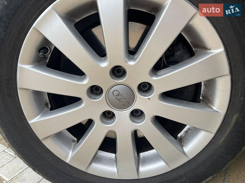 Седан Audi A4 2003 в Коломиї