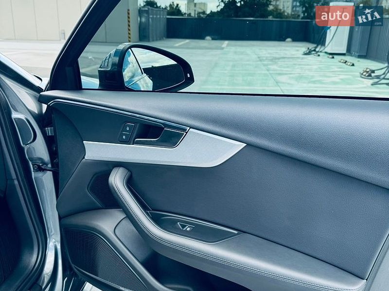 Седан Audi A4 2019 в Києві