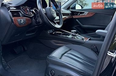 Седан Audi A4 2021 в Мукачевому
