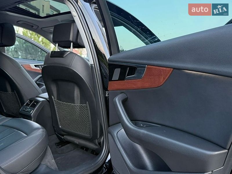 Седан Audi A4 2021 в Мукачевому