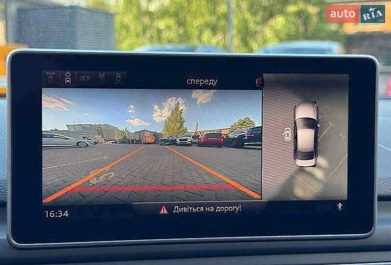 Седан Audi A4 2018 в Ивано-Франковске