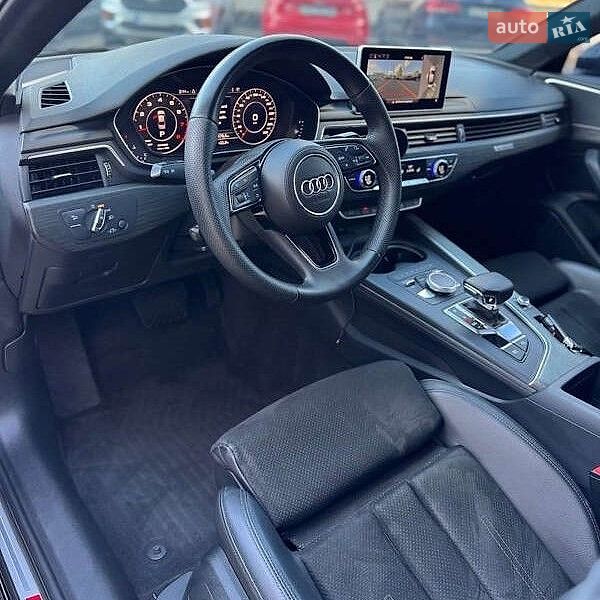 Седан Audi A4 2018 в Ивано-Франковске