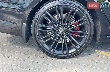 Седан Audi A4 2018 в Ивано-Франковске