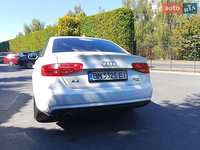 Седан Audi A4 2014 в Луцке