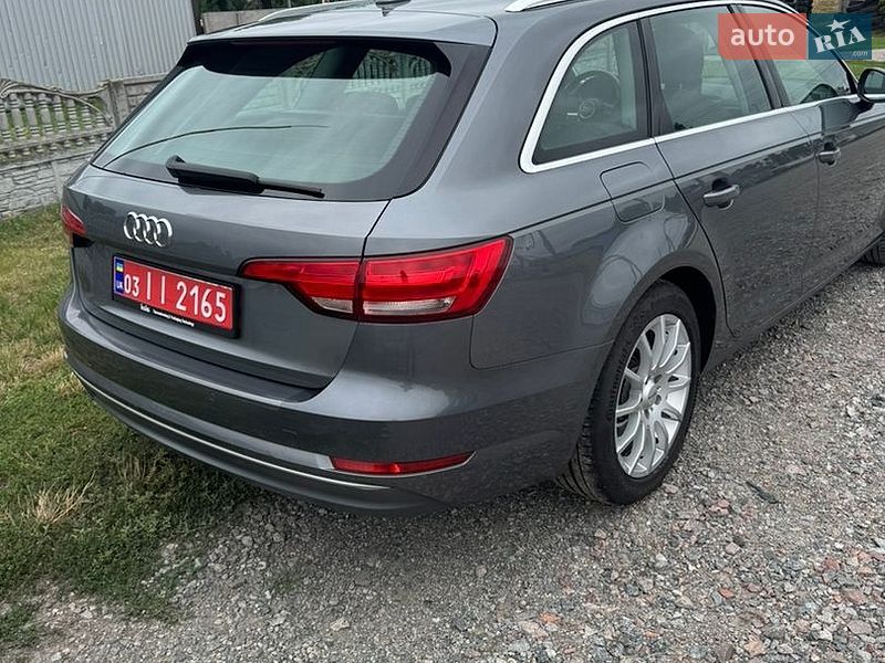 Универсал Audi A4 2018 в Гребенках