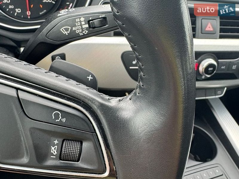 Универсал Audi A4 2018 в Гребенках