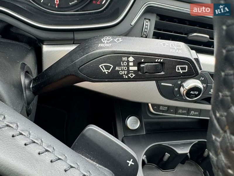 Универсал Audi A4 2018 в Гребенках