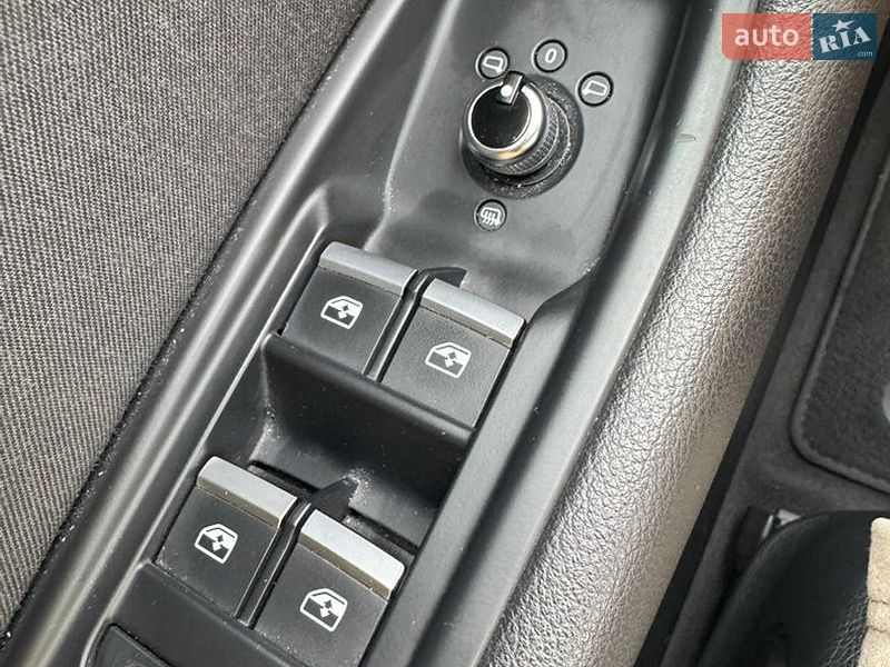 Универсал Audi A4 2018 в Гребенках