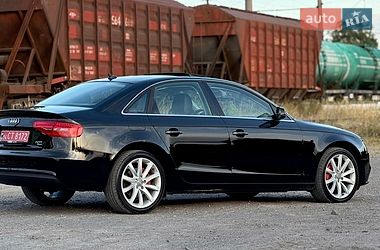 Седан Audi A4 2012 в Тернополе