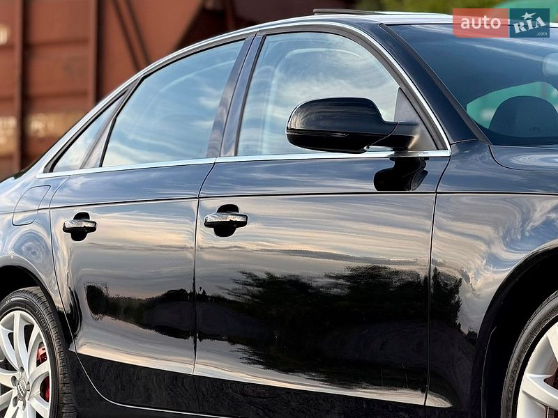 Седан Audi A4 2012 в Тернополе