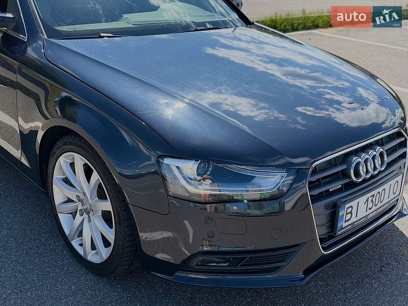 Седан Audi A4 2012 в Києві