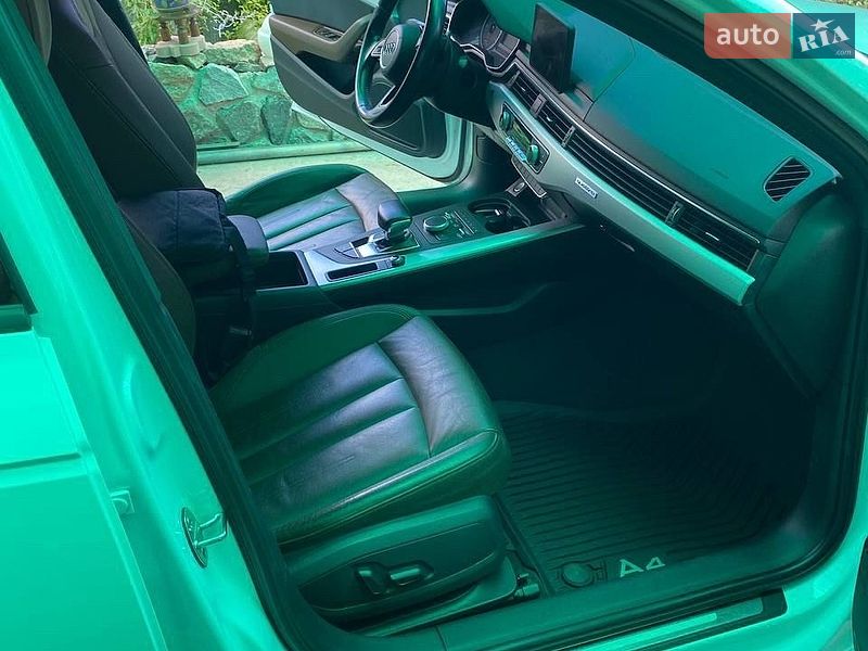 Седан Audi A4 2016 в Полтаве