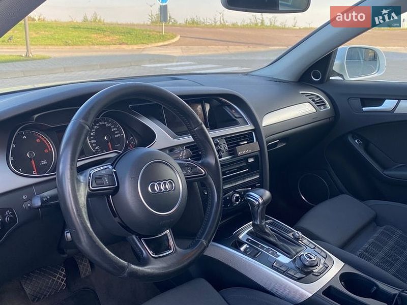 Універсал Audi A4 2014 в Львові