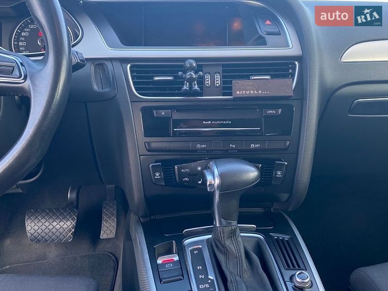 Універсал Audi A4 2014 в Львові