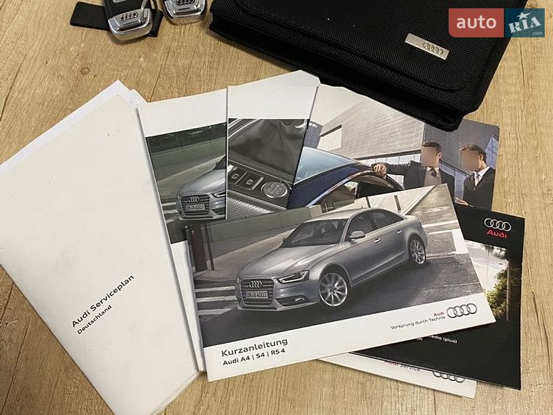 Універсал Audi A4 2014 в Львові