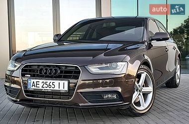 Седан Audi A4 2013 в Днепре