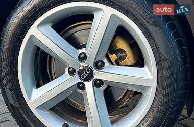 Седан Audi A4 2013 в Днепре