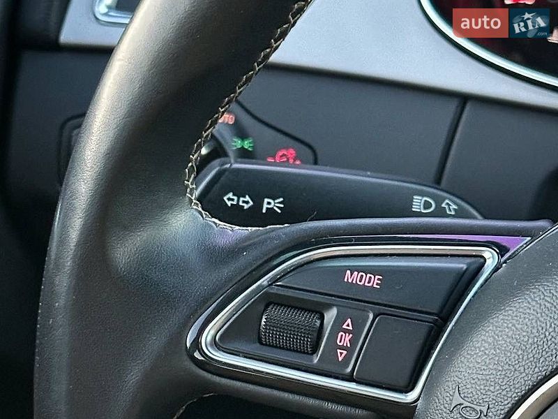 Седан Audi A4 2013 в Днепре