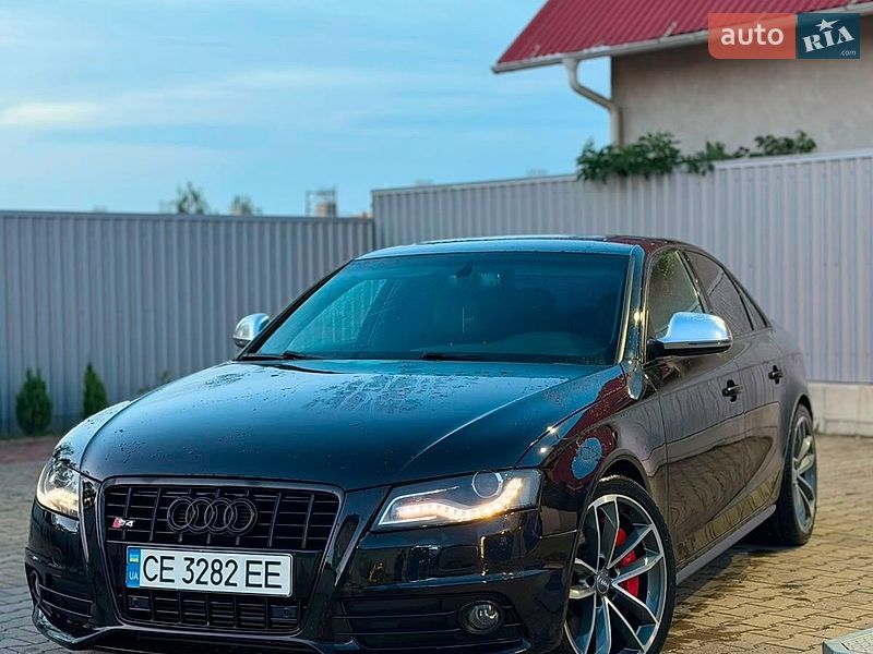 Седан Audi A4 2010 в Черновцах