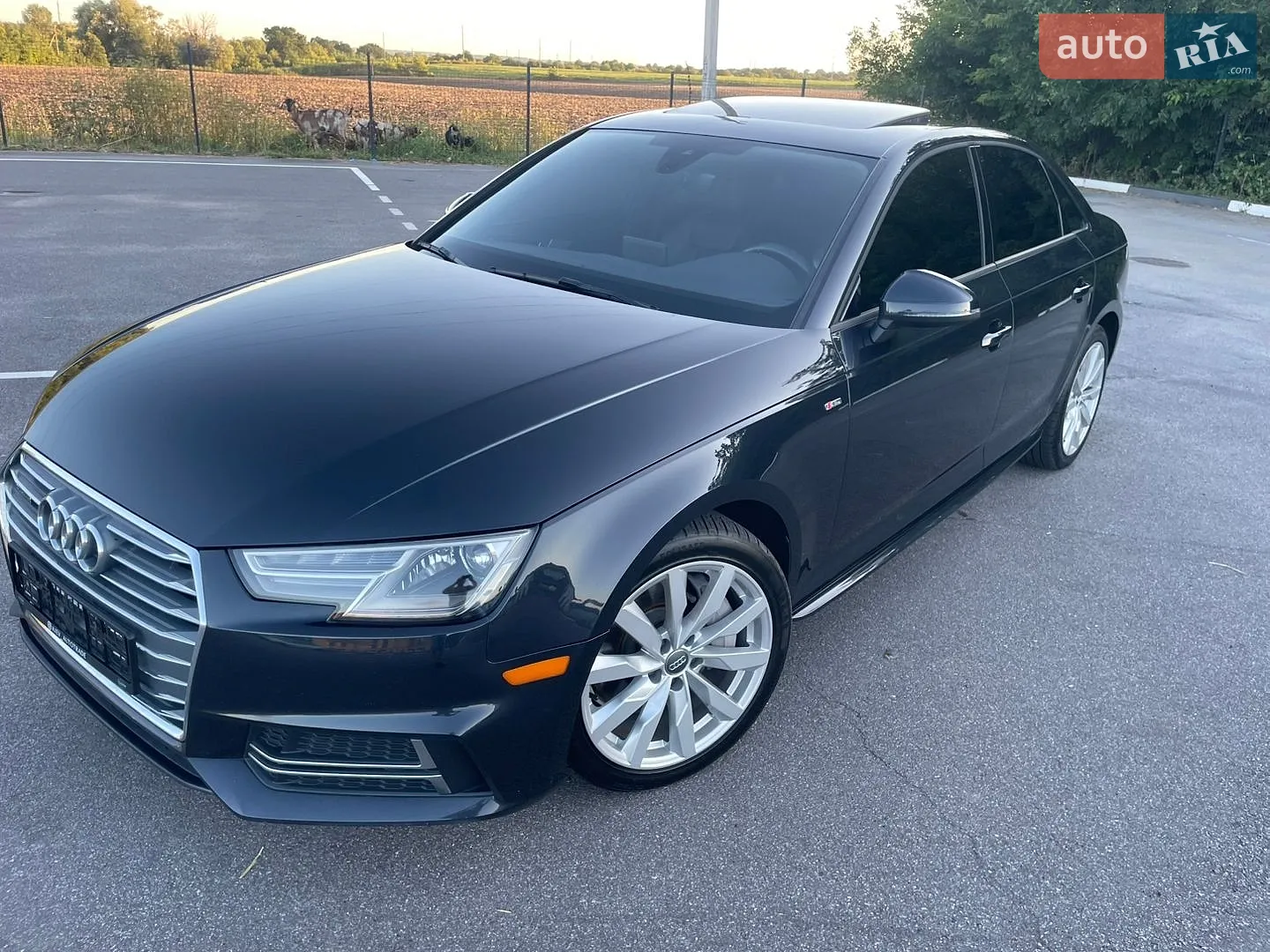 2018 Audi A4 - фото 1