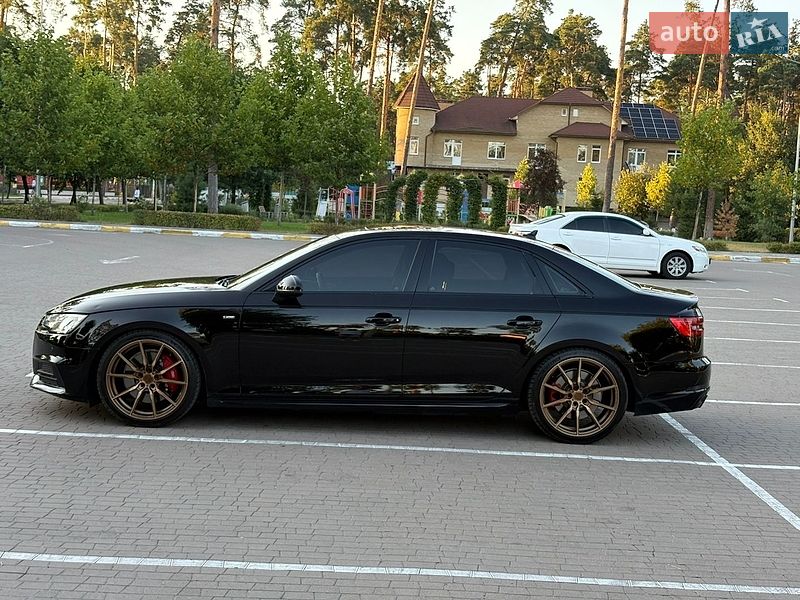 Седан Audi A4 2016 в Буче