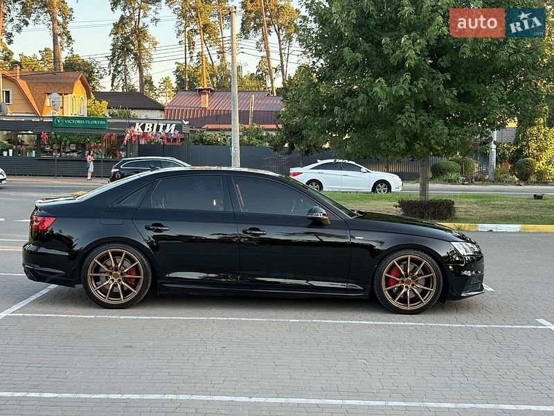 Седан Audi A4 2016 в Буче