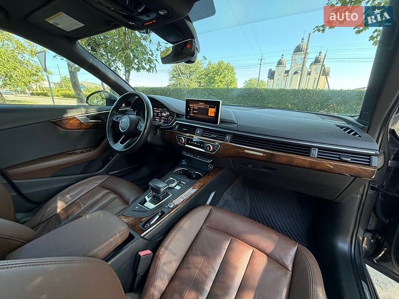 Седан Audi A4 2017 в Стрые