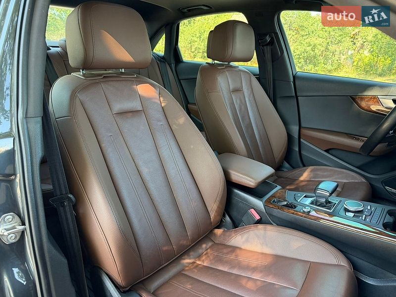 Седан Audi A4 2017 в Стрые