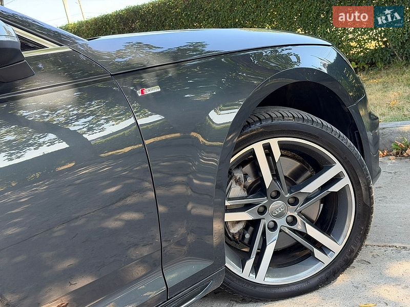 Седан Audi A4 2017 в Стрые
