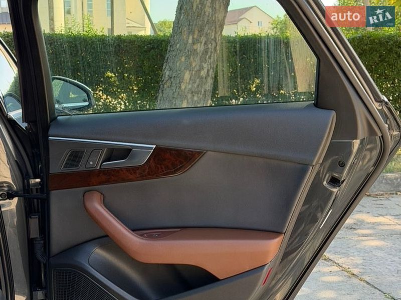 Седан Audi A4 2017 в Стрые