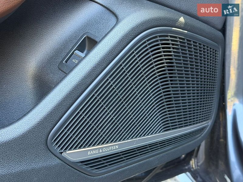Седан Audi A4 2017 в Стрые