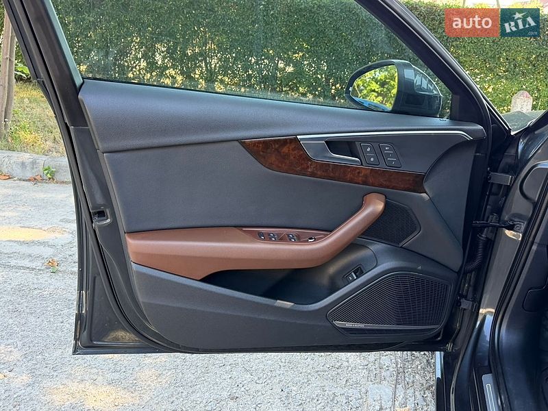Седан Audi A4 2017 в Стрые