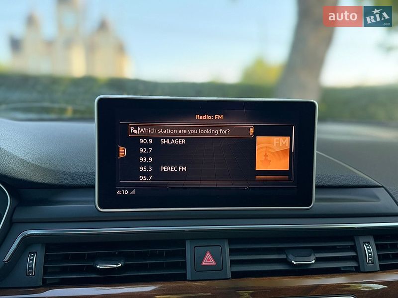 Седан Audi A4 2017 в Стрые