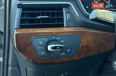 Седан Audi A4 2017 в Стрые