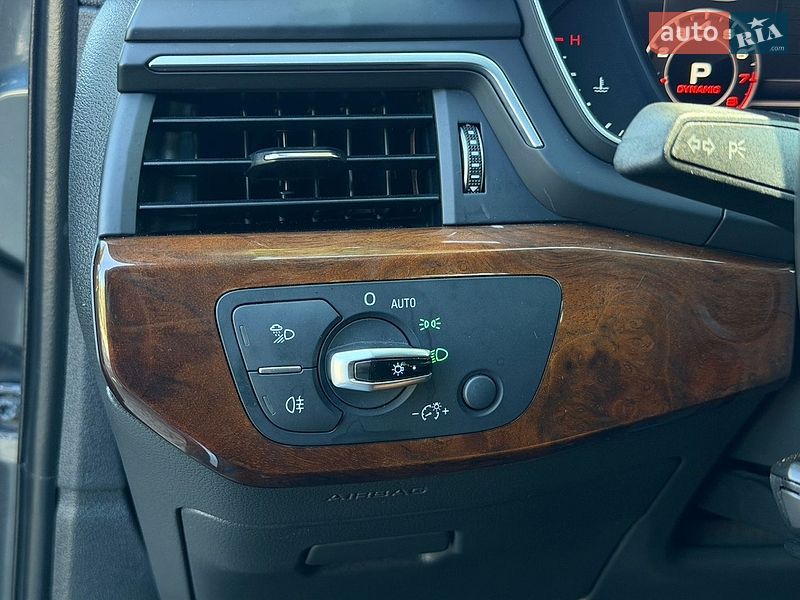 Седан Audi A4 2017 в Стрые