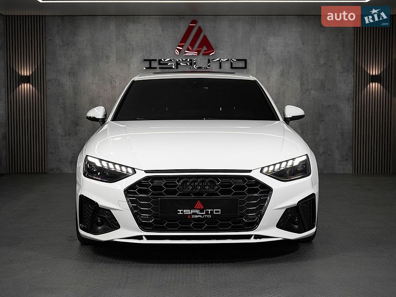 Седан Audi A4 2020 в Одесі