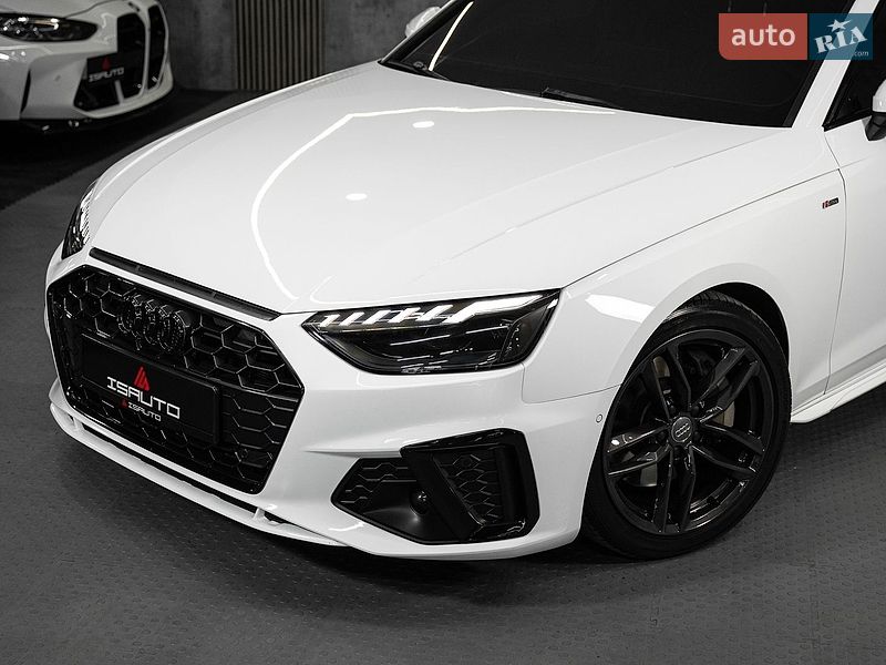 Седан Audi A4 2020 в Одесі